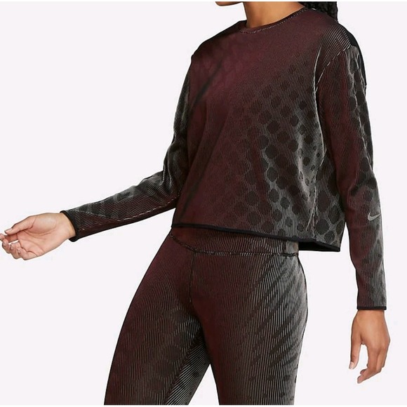 Nike Running Division Long Sleeve Top Women's Pleated Dri-FIT - Picture 2 of 8